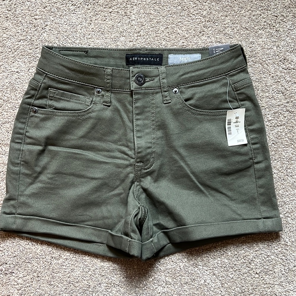 NWT Aeropostale Midi Shorts